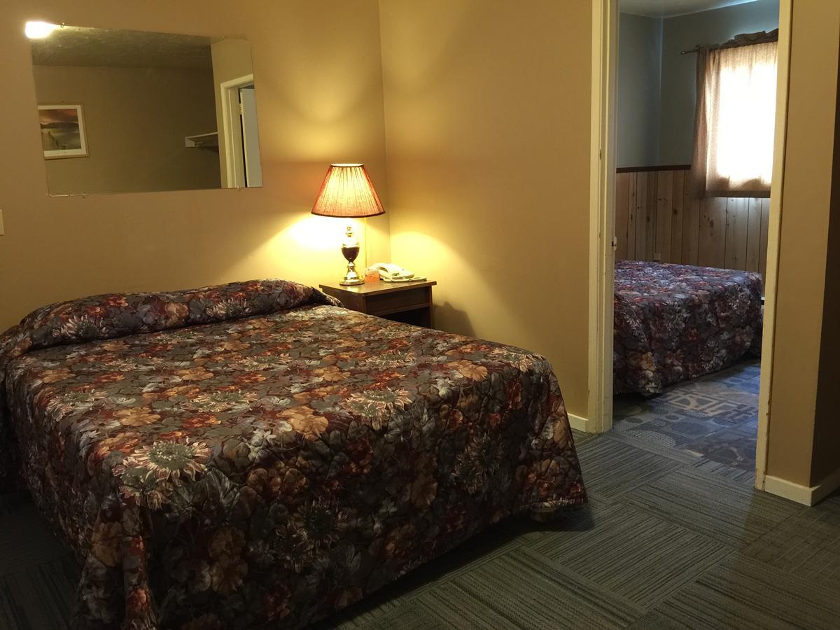 Hillcrest Motel Manning Esterno foto