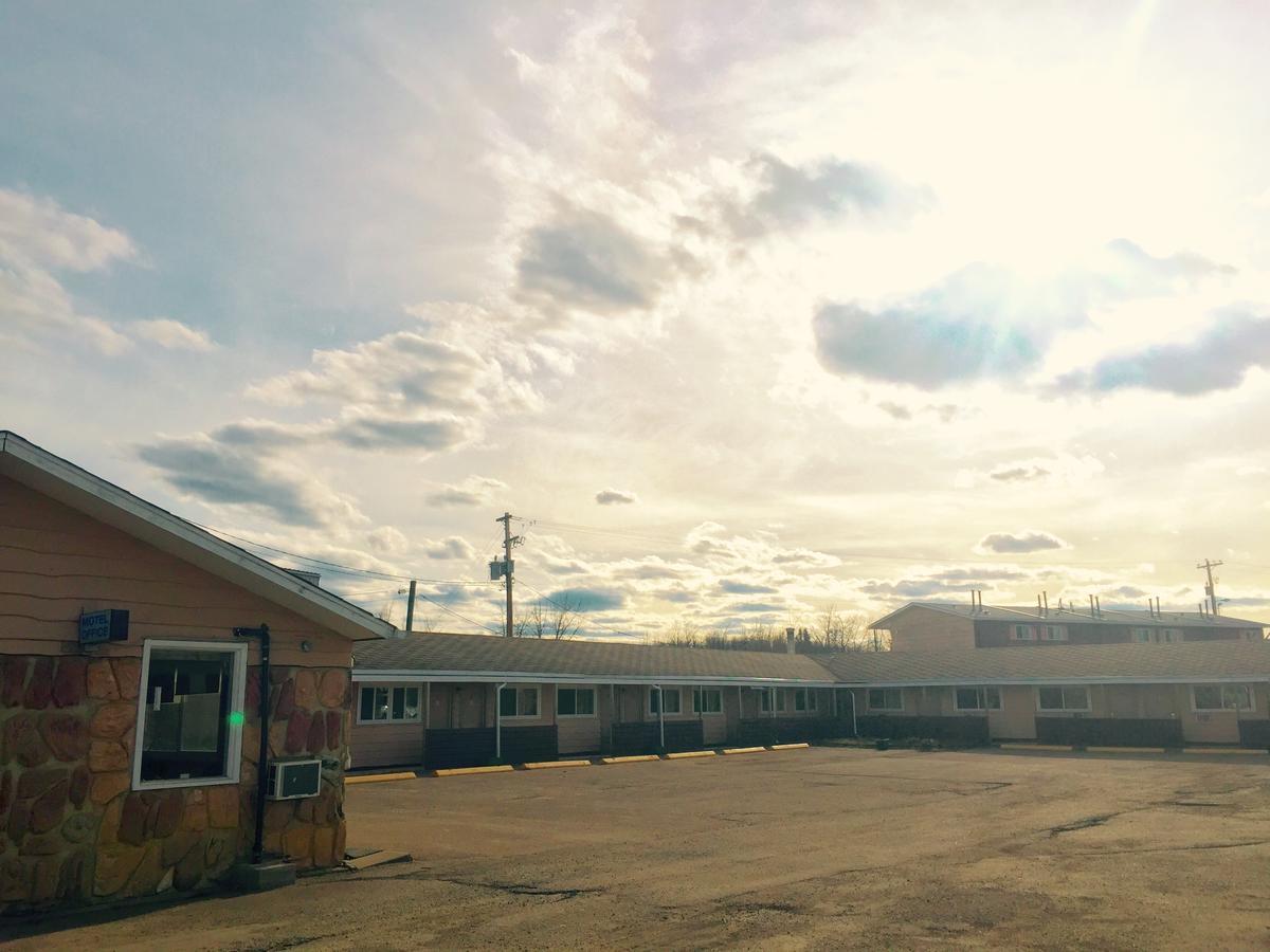 Hillcrest Motel Manning Esterno foto